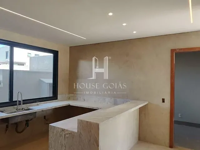 Sobrado com 532m² 3 quartos e 4 banheiros, à venda, no bairro Jardins França em Goiânia
