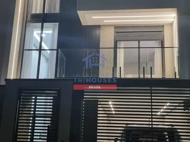 Sobrado 3 quartos e 3 banheiros, à venda, no bairro Capão da Imbuia em Curitiba