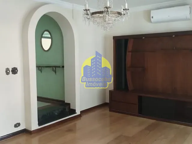 Sobrado com 200m² 3 quartos e 3 banheiros, à venda, no bairro Vila Yara em Osasco