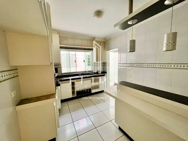 Sobrado com 150m² 3 quartos e 3 banheiros, à venda, no bairro Jardim Boer I em Americana