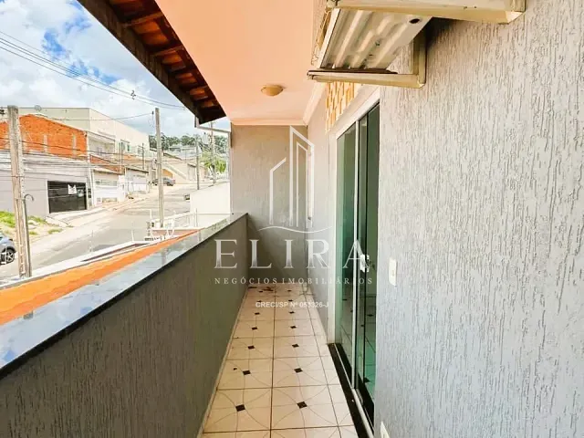 Sobrado com 150m² 3 quartos e 3 banheiros, à venda, no bairro Jardim Boer I em Americana