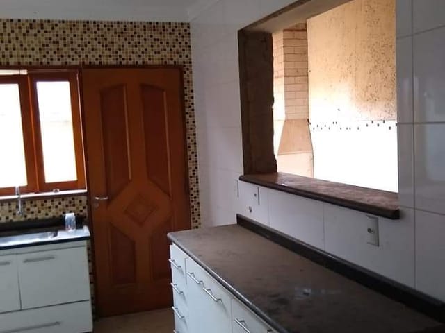 Sobrado com 100m² 4 quartos e 3 banheiros, à venda, no bairro Residencial São Luís em Campinas