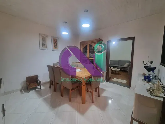 Sobrado com 200m² 3 quartos e 2 banheiros, à venda, no bairro km 18 em Osasco