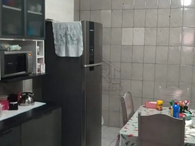 Sobrado com 465m² 3 quartos e 2 banheiros, à venda, no bairro Jardim Zaira em Mauá