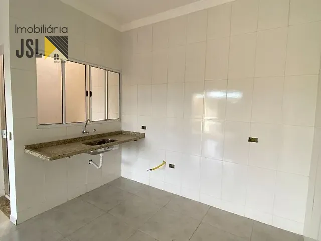 Sobrado com 55m² 3 quartos e 2 banheiros, à venda, no bairro Jardim São José em Caçapava