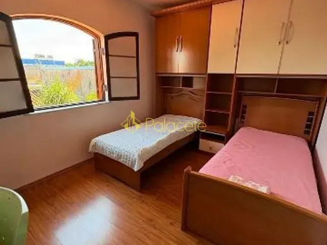 Sobrado com 330m² 4 quartos e 4 banheiros, à venda, no bairro TABAU em Pindamonhangaba