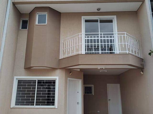 Foto do Sobrado - Sobrado com 3 suítes em excelente localização por apenas R$575.000,00 | Auze Imóveis