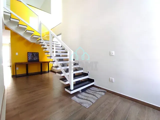 Sobrado com 550m² 3 quartos e 5 banheiros, à venda, no bairro Loteamento Residencial Campos do Conde II em Tremembé