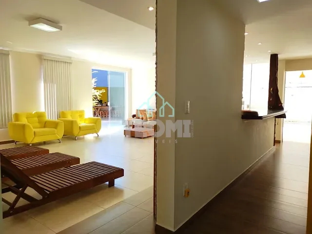 Sobrado com 550m² 3 quartos e 5 banheiros, à venda, no bairro Loteamento Residencial Campos do Conde II em Tremembé