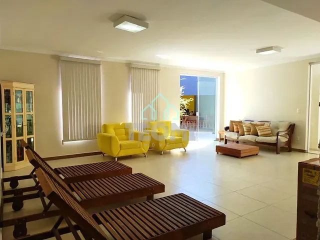 Sobrado com 550m² 3 quartos e 5 banheiros, à venda, no bairro Loteamento Residencial Campos do Conde II em Tremembé