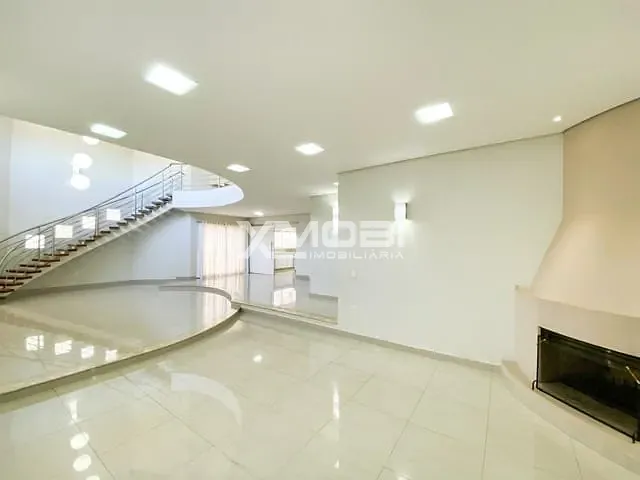 Casa com 1000m² 3 quartos e 5 banheiros, à venda, no bairro Esplanada do Carmo em Jarinu