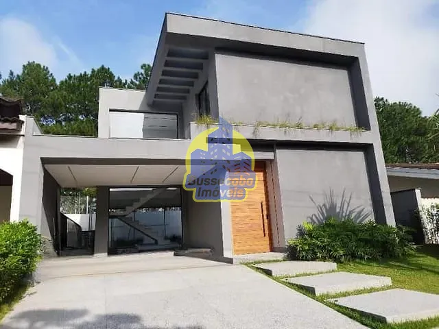 Sobrado com 320m², à venda, no bairro Alphaville 04 em Santana de Parnaíba