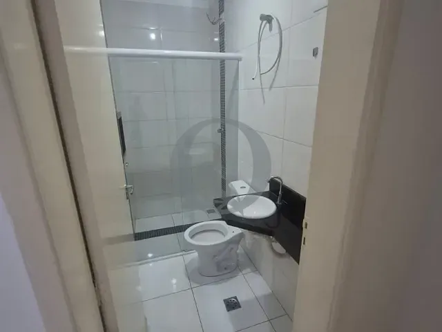 Sobrado 3 quartos e 5 banheiros, para alugar, no bairro Vila Santa Isabel em São Paulo