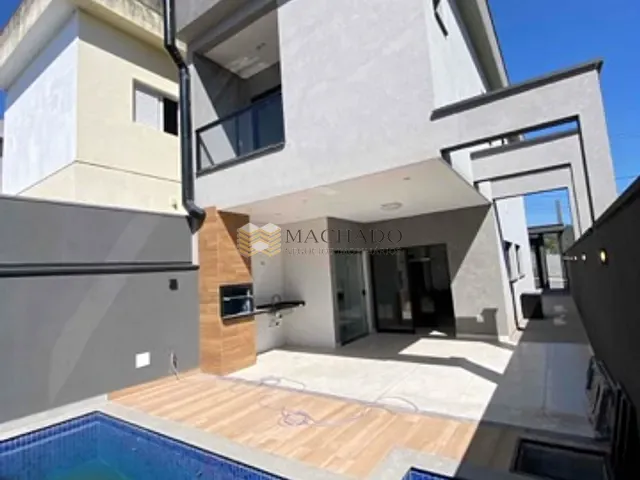 Sobrado com 150m² 3 quartos e 3 banheiros, à venda, no bairro Chácara Jaguari (Fazendinha) em Santana de Parnaíba
