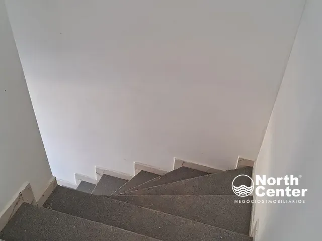 Sobrado com 74m² 2 quartos e 3 banheiros, à venda, no bairro pinheiros em Balneário Barra do Sul