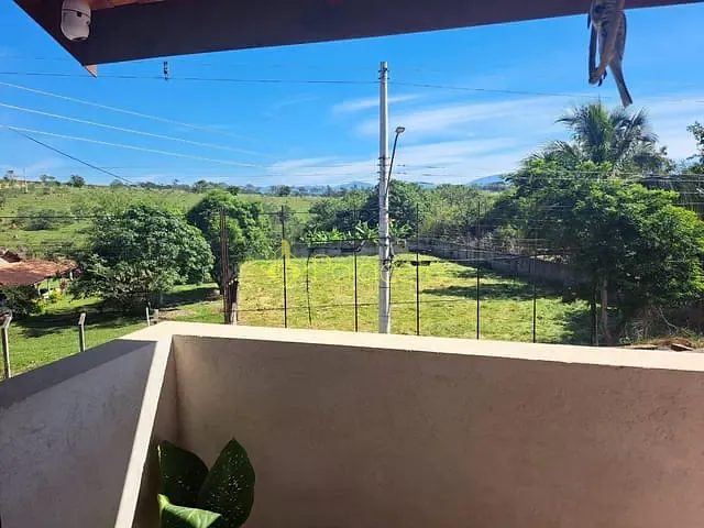 Sobrado com 525m² 3 quartos e 2 banheiros, à venda, no bairro Goiabal em Pindamonhangaba