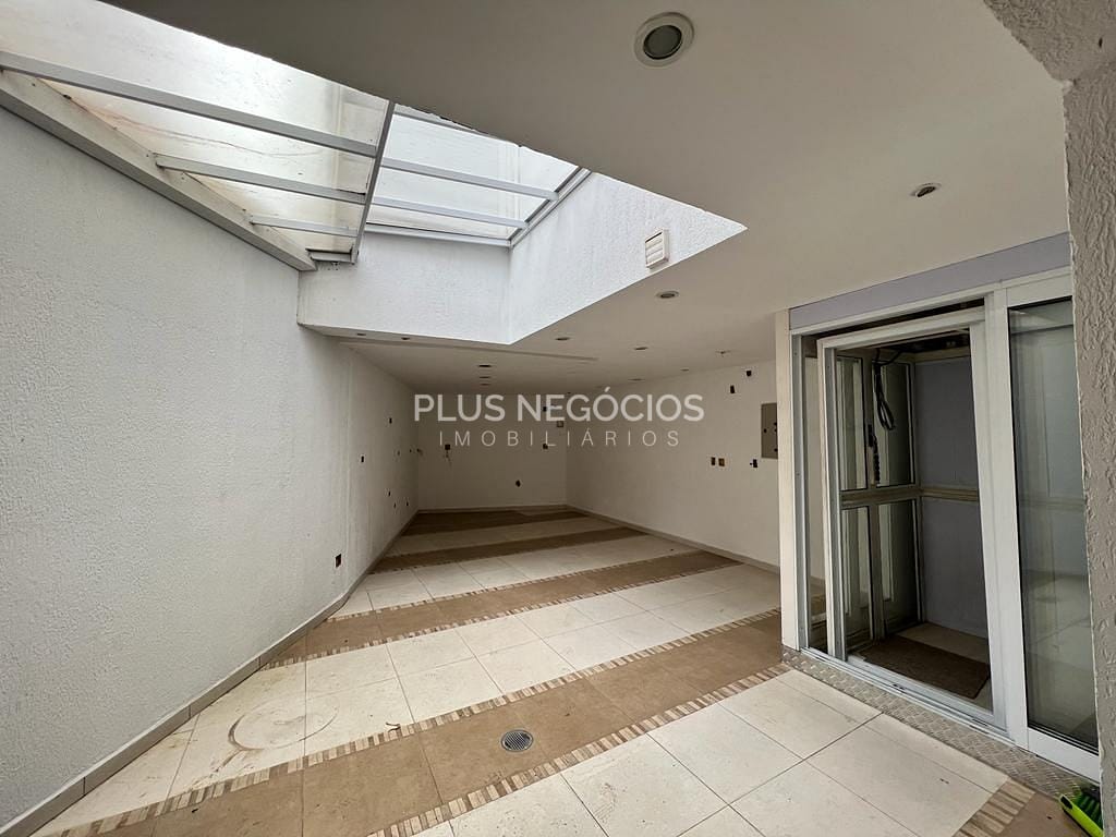 Sobrado, 5 quartos, 180 m² - Foto 2