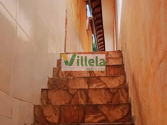 Sobrado 3 quartos e 2 banheiros, para alugar, no bairro Jardim São José em Poá