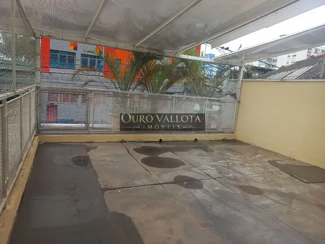 Sobrado com 220m², para alugar, no bairro Mooca em São Paulo
