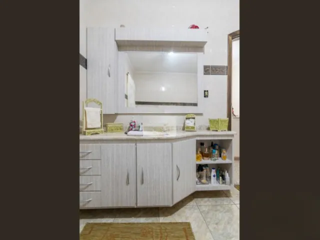 Sobrado 4 quartos e 4 banheiros, à venda ou para alugar, no bairro Cidade São Jorge em Santo André