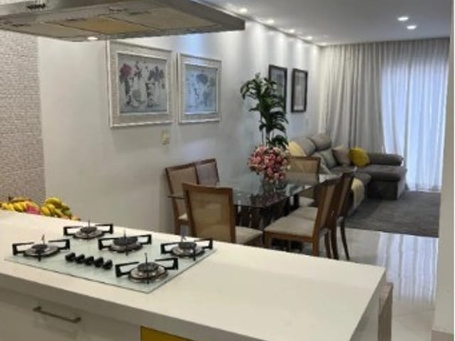 Sobrado 3 quartos e 3 banheiros, à venda, no bairro Jardim Las Vegas em Santo André