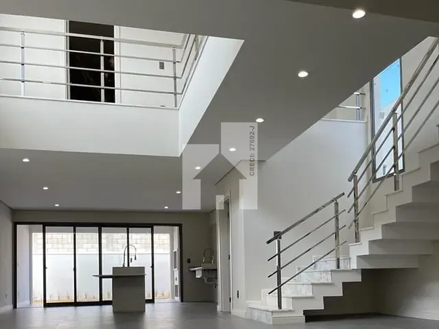 Sobrado com 300m² 3 quartos e 4 banheiros, à venda, no bairro Recanto Quarto Centenário em Jundiaí