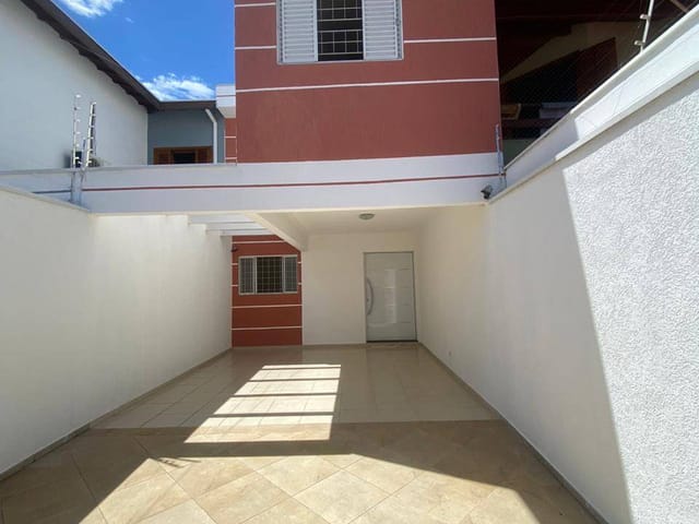 Sobrado com 125m² 3 quartos e 3 banheiros, à venda, no bairro Residencial Campo Belo em Pindamonhangaba
