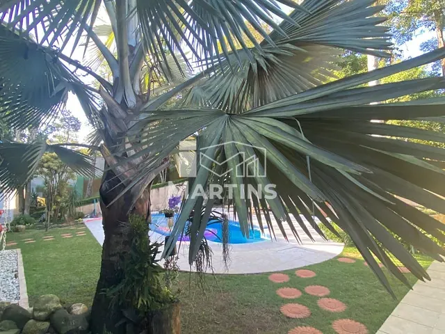 Sobrado com 2650m² 4 quartos e 7 banheiros, à venda, no bairro Condomínio Iolanda em Taboão da Serra