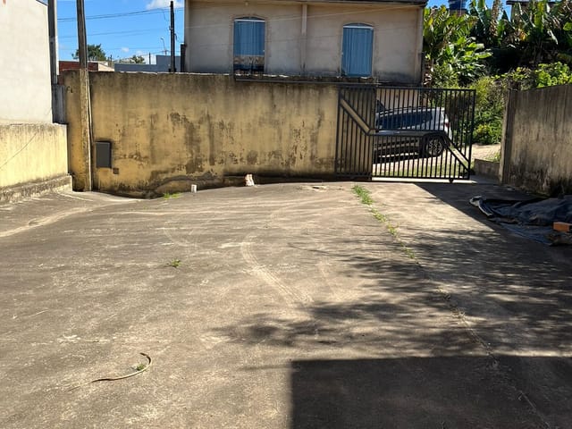 Sobrado com 200m² 3 quartos e 2 banheiros, à venda, no bairro Santa Clara em Campinas
