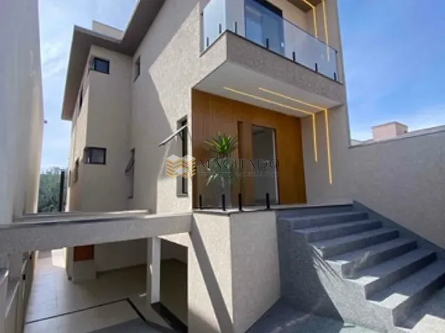 Sobrado com 175m² 3 quartos e 4 banheiros, à venda, no bairro Portais (Polvilho) em Cajamar