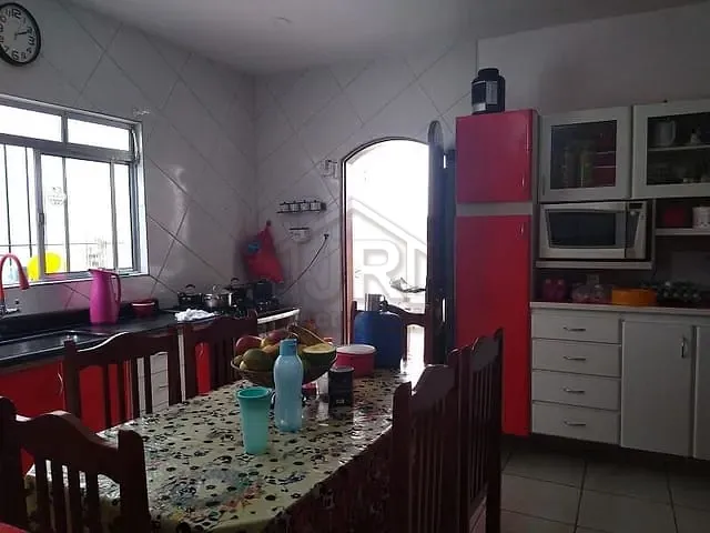 Sobrado com 182m² 2 quartos e 1 banheiro, à venda, no bairro Vila Nova Mauá em Mauá