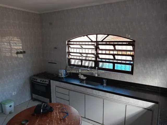 Sobrado com 368m² 4 quartos e 4 banheiros, à venda, no bairro Jardim Suarão em Itanhaém