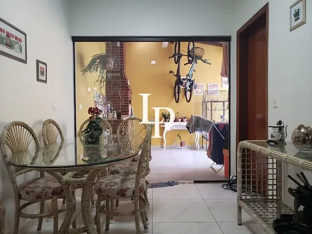 Sobrado com 210m² 3 quartos e 1 banheiro, à venda, no bairro Olímpico em São Caetano do Sul