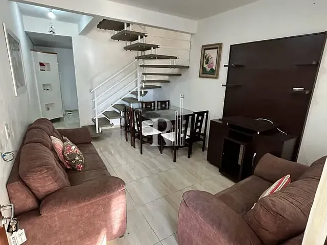 Sobrado 2 quartos e 2 banheiros, à venda, no bairro Joáia em Tijucas