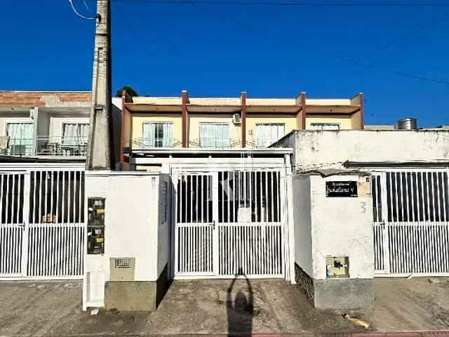 Sobrado 2 quartos e 2 banheiros, à venda, no bairro Joáia em Tijucas