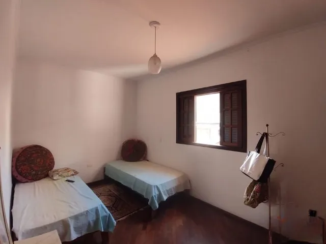 Sobrado 3 quartos e 2 banheiros, à venda, no bairro Vila Bastos em Santo André