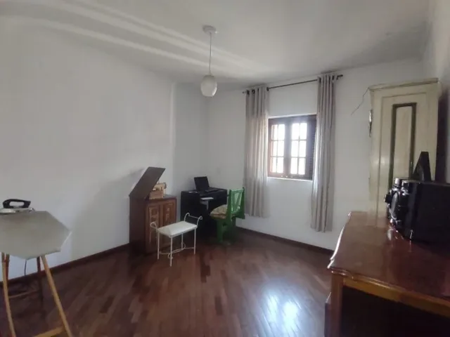 Sobrado 3 quartos e 2 banheiros, à venda, no bairro Vila Bastos em Santo André