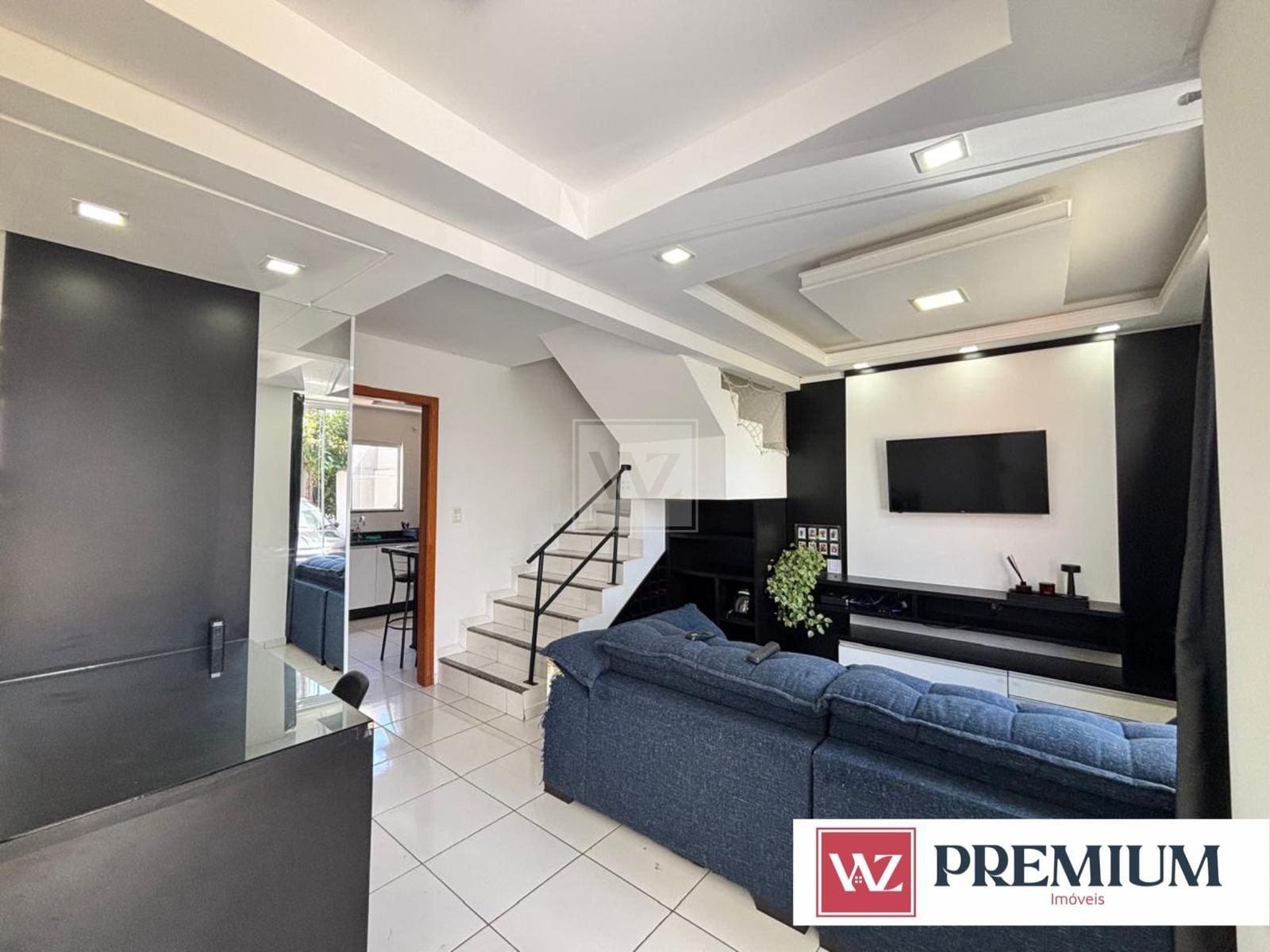 Sobrado à venda com 3 quartos, 71m² - Foto 1
