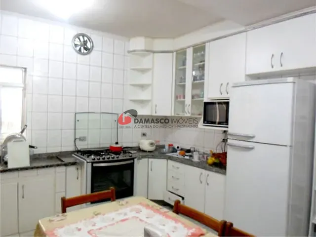 Sobrado com 175m² 4 quartos e 2 banheiros, à venda, no bairro Barcelona em São Caetano do Sul