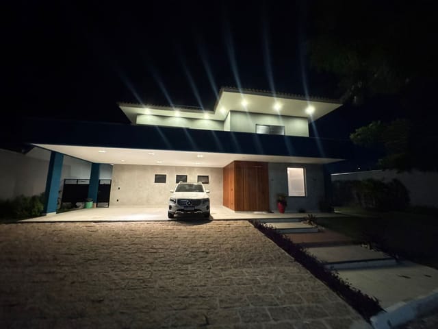 Sobrado com 1000m² 4 quartos e 5 banheiros, à venda, no bairro Parque das Nações em Pindamonhangaba