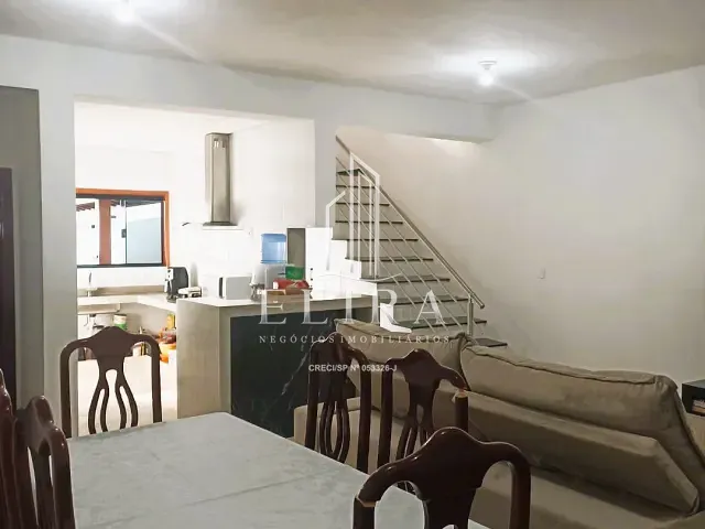 Sobrado com 190m² 2 quartos e 3 banheiros, à venda, no bairro Parque Nova Carioba em Americana