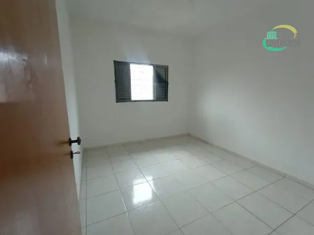 Sobrado com 319m² 4 quartos e 2 banheiros, para alugar, no bairro Parque Via Norte em Campinas