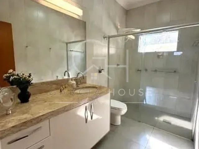 Sobrado com 712m² 5 quartos e 2 banheiros, à venda, no bairro Jardim Itaú em Ribeirão Preto