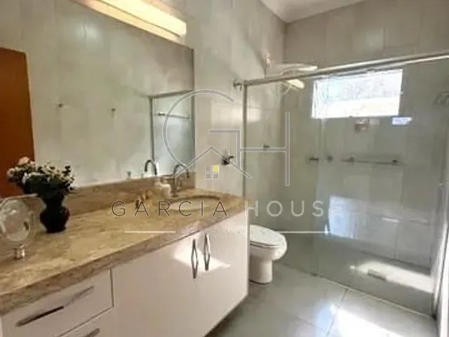 Sobrado com 712m² 5 quartos e 2 banheiros, à venda, no bairro Jardim Itaú em Ribeirão Preto