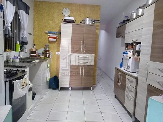 Sobrado com 125m² 1 quarto e 1 banheiro, à venda, no bairro Alto da Boa Vista em Mauá