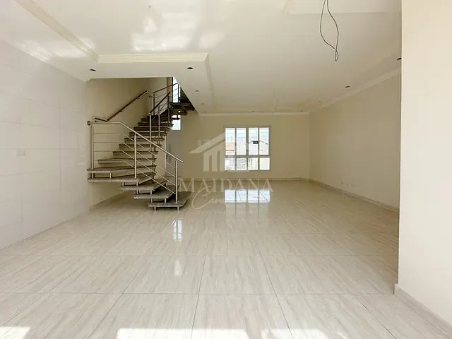 Sobrado com 172m² 3 quartos e 3 banheiros, à venda, no bairro Boneca do Iguaçu em São José dos Pinhais