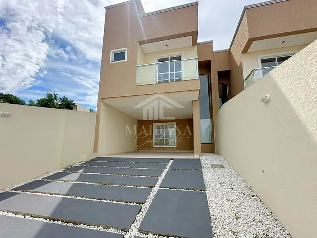 Sobrado com 172m² 3 quartos e 3 banheiros, à venda, no bairro Boneca do Iguaçu em São José dos Pinhais