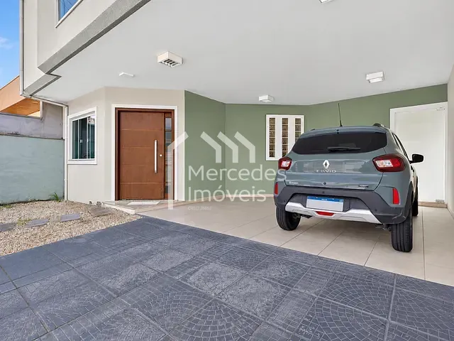 Sobrado com 160m² 3 quartos e 2 banheiros, à venda, no bairro São João em Itajaí