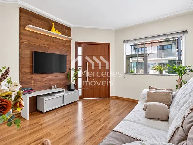 Sobrado com 160m² 3 quartos e 2 banheiros, à venda, no bairro São João em Itajaí
