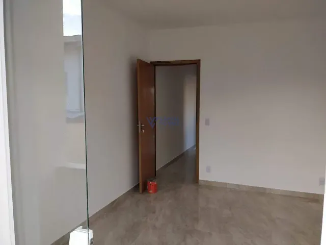 Sobrado com 125m² 4 quartos e 2 banheiros, à venda, no bairro Jardim das Indústrias em São José dos Campos
